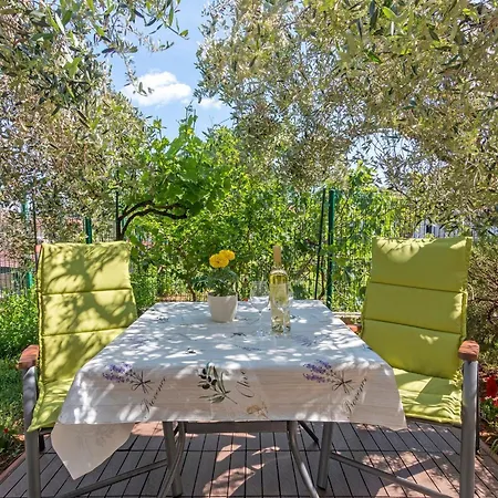 Appartement Oliva By Interhome